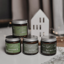Kép betöltése a galériamegjelenítőbe: Ünnepi box illatválogatás I. - 100% natúr szójaviasz illatgyertya csomag