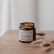 Kép betöltése a galériamegjelenítőbe: Golden Light — szójagyertya