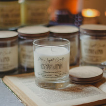 Kép betöltése a galériamegjelenítőbe: rosemary lemon szójagyertya
