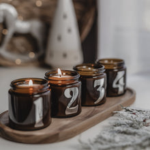 Kép betöltése a galériamegjelenítőbe: Adventi 100% natúr szójaviasz illatgyertya csomag (120 ml)
