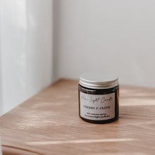 Kép betöltése a galériamegjelenítőbe: Cherry &amp; Clove – szójagyertya
