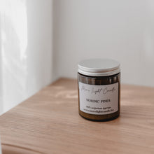 Kép betöltése a galériamegjelenítőbe: Nordic Pines  — szójagyertya
