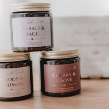 Kép betöltése a galériamegjelenítőbe: Golden Autumn Box – limitált őszi gyertyabox

