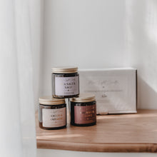 Kép betöltése a galériamegjelenítőbe: Golden Autumn Box – limitált őszi gyertyabox
