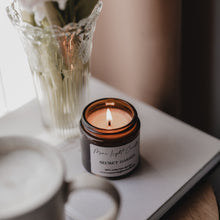 Kép betöltése a galériamegjelenítőbe: Secret Garden — szójagyertya
