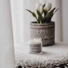 Kép betöltése a galériamegjelenítőbe: Tulipán – friss zöld jegyek és tulipán illat vizuális megjelenítése
