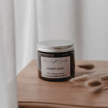 Kép betöltése a galériamegjelenítőbe: Golden Light — szójagyertya
