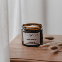 Kép betöltése a galériamegjelenítőbe: Golden Light — szójagyertya
