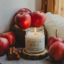 Kép betöltése a galériamegjelenítőbe: Hot Apple Pie - 100% natúr szójaviasz illatgyertya
