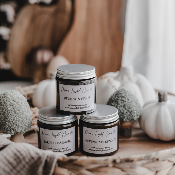 More Light Candle őszi gyertyaszett ajándékdobozban — Pumpkin Spice, Autumn Afternoon, Salted Carame