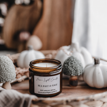 Kép betöltése a galériamegjelenítőbe: Sea Salt &amp; Sage – szójagyertya
