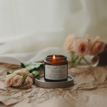 Kép betöltése a galériamegjelenítőbe: meditation nag champa illatgyertya szójaviasz gyertya
