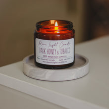 Kép betöltése a galériamegjelenítőbe: dark honey and tobacco more light candle
