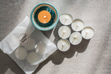 Kép betöltése a galériamegjelenítőbe: Szójaviasz teamécses More Light Candle
