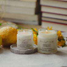 Kép betöltése a galériamegjelenítőbe: Limoncello illatgyertya More Light Candle
